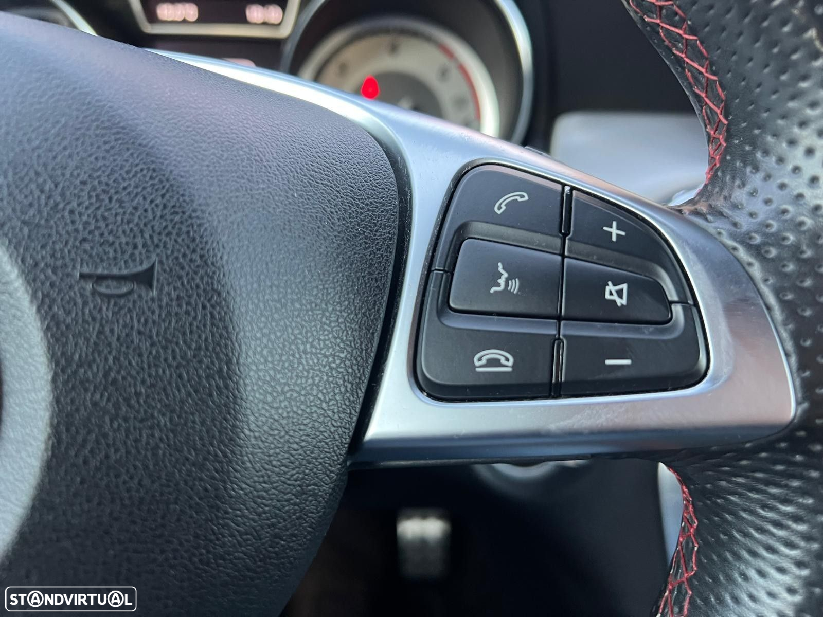 Mercedes-Benz GLA 180 CDi AMG Line - 18
