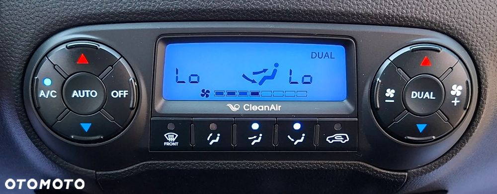 Hyundai ix35 1.6 2WD Fifa World Cup Edition - 18