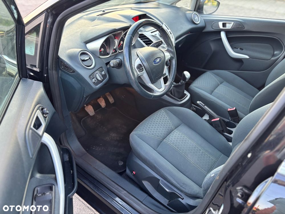 Ford Fiesta 1.25 Titanium - 26