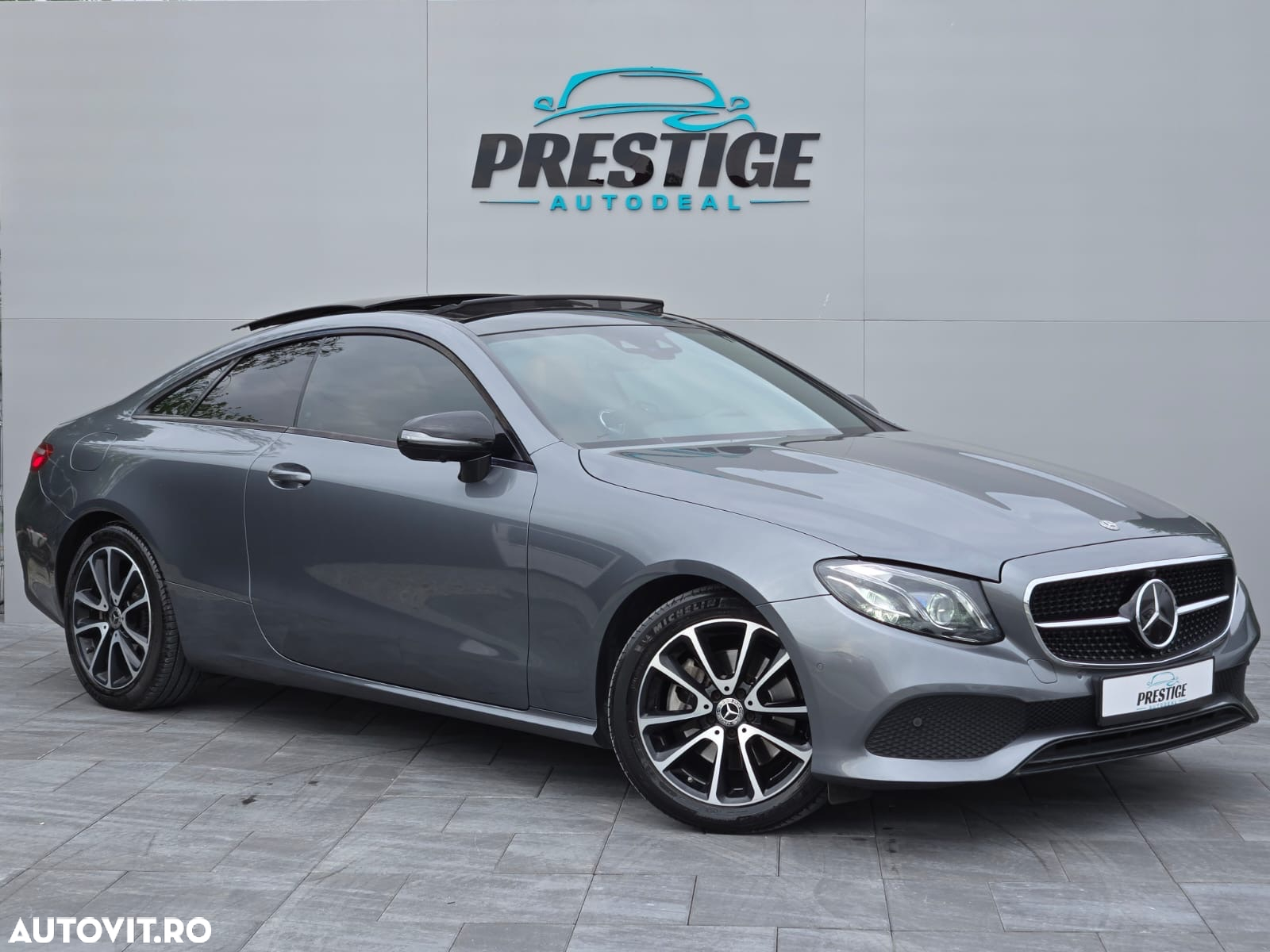 Mercedes-Benz E 220 d Coupe Aut. - 2