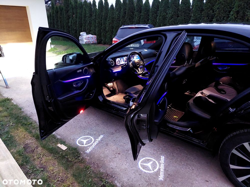 Mercedes-Benz Klasa E 220 d 4-Matic 9G-TRONIC - 6