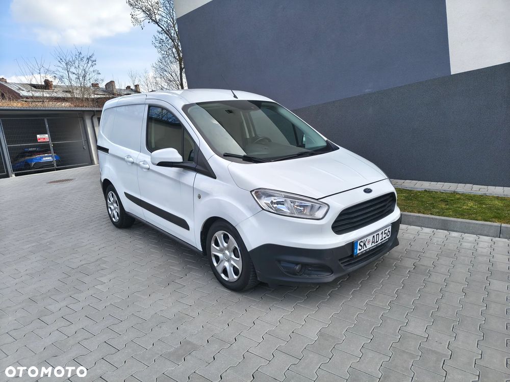 Ford Tourneo Courier 1.5 TDCi S&S Trend - 2