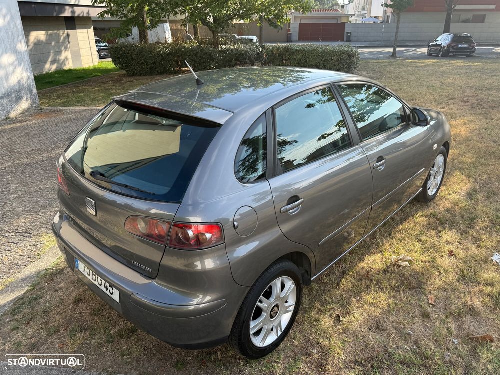 SEAT Ibiza 1.2 12V Reference - 4