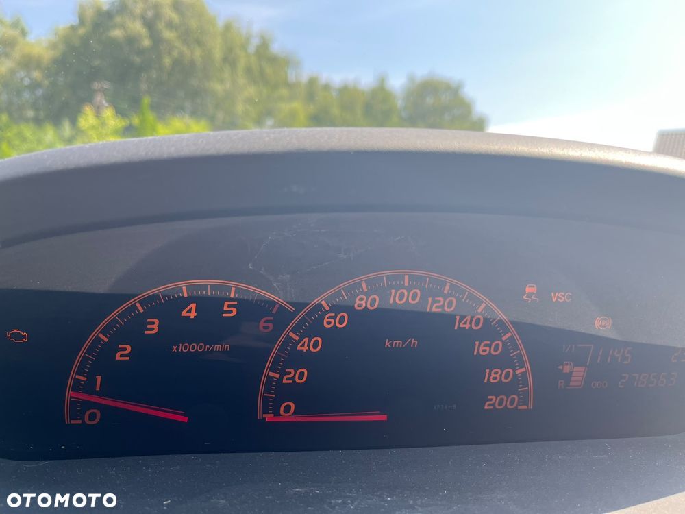 Toyota Yaris 1.4 D-4D - 10