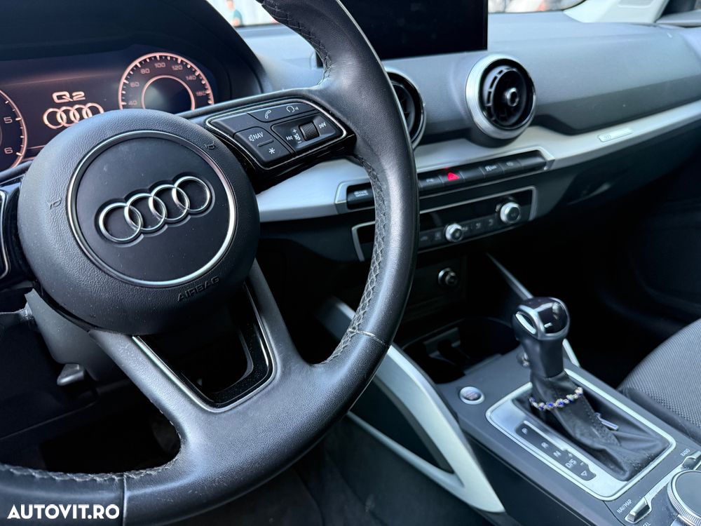 Audi Q2 35 TDI S tronic Sport - 6
