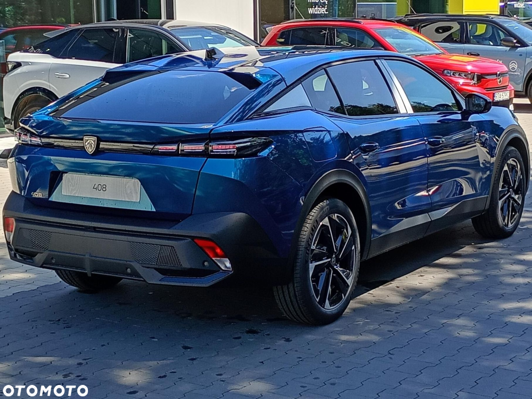 Peugeot 408 - 10