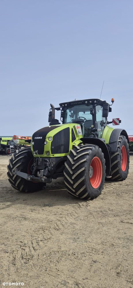 Claas Axion 960 - 12