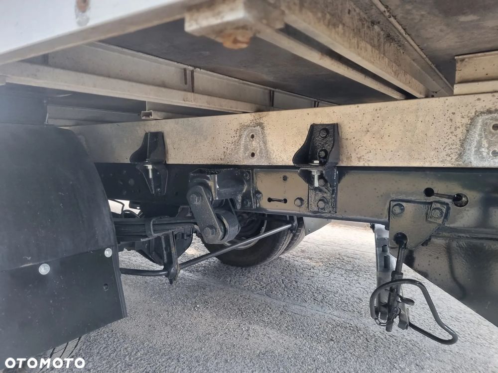 Iveco Daily Stan Bardzo dobry bliżniak Doka 7 osobowa - 8