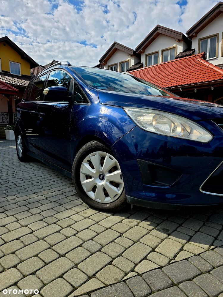 Ford Grand C-MAX - 12