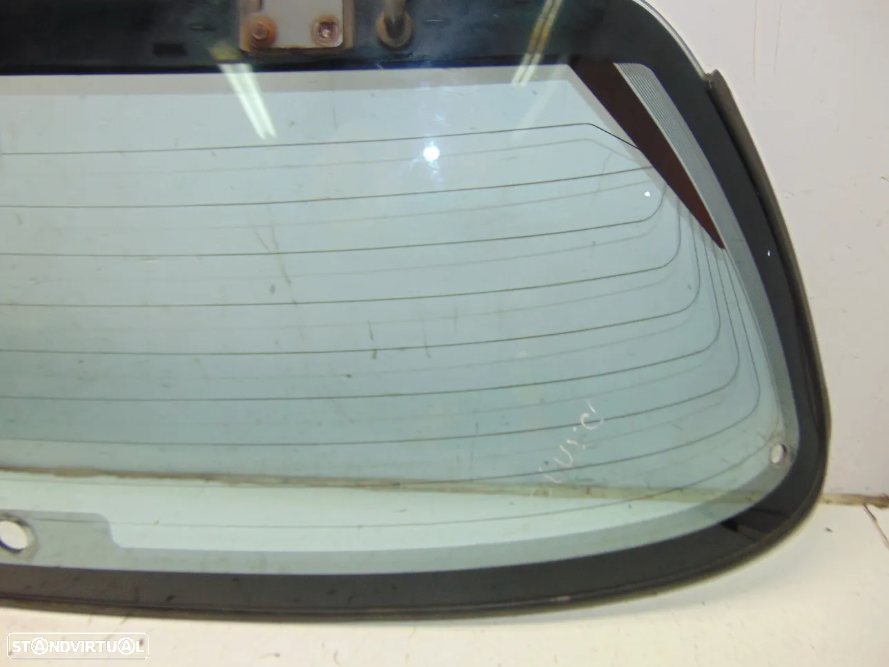 Honda civic vidro mala - 3