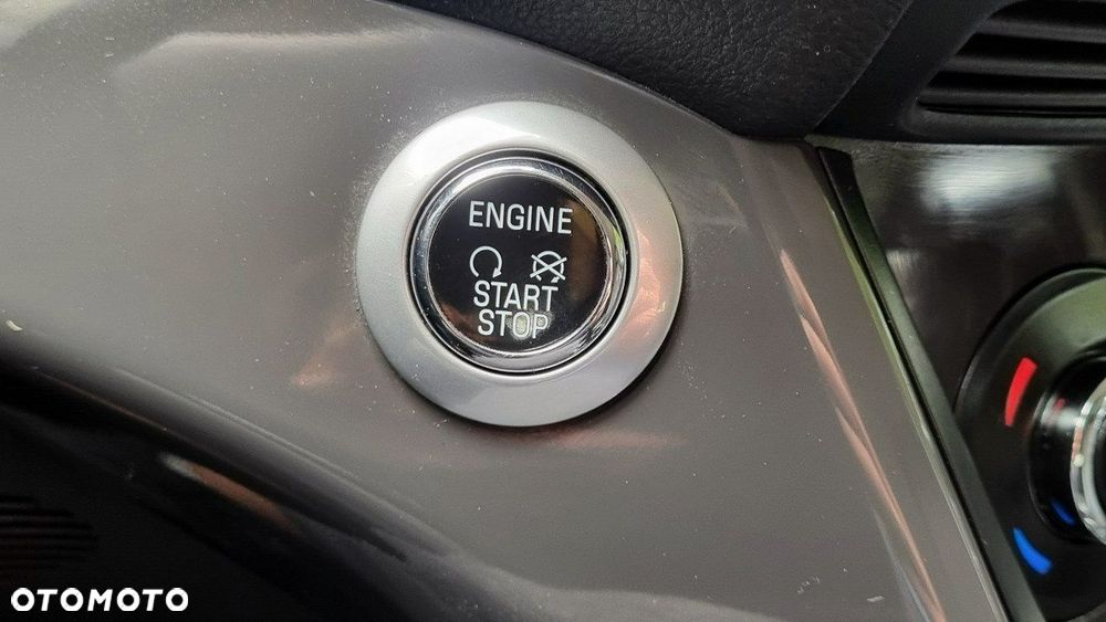 Ford Kuga - 16