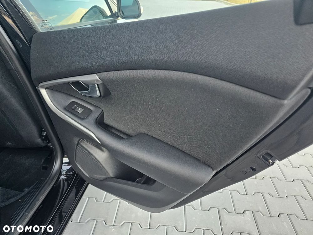 Volvo V40 D2 Kinetic - 30