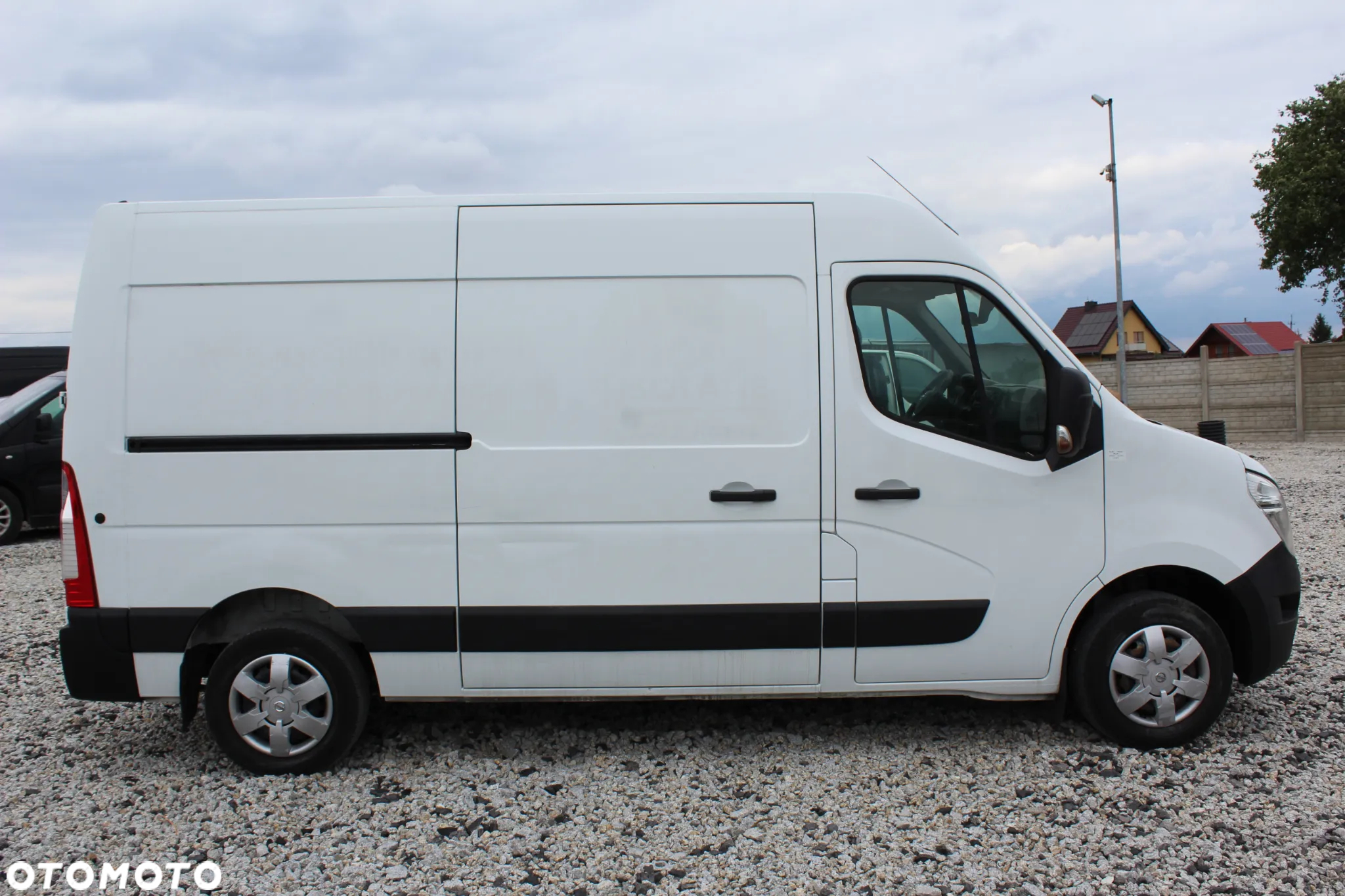 Nissan NV400 - 8