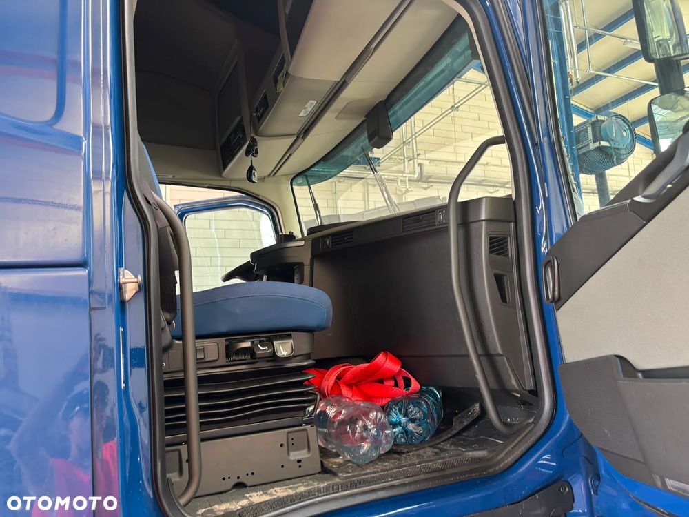Volvo ***2025 FH460 LNG Globetrotter XL SALON POLSKA*** - 10