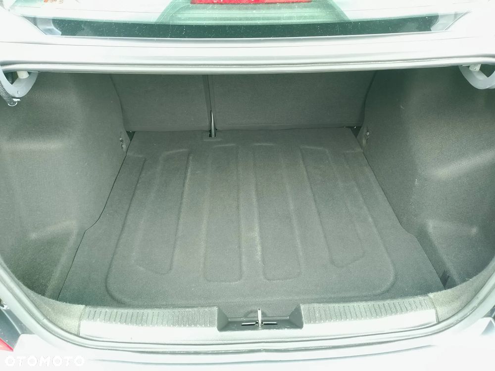 Chevrolet Aveo 1.4 16V LT - 24