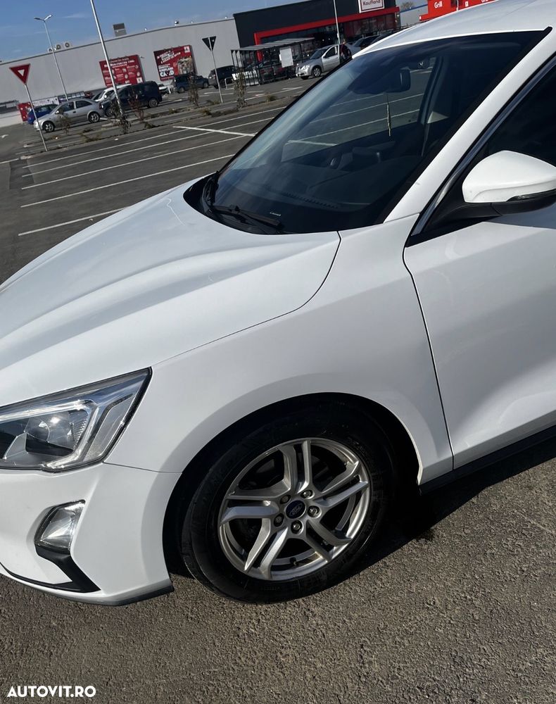 Ford Focus 1.0 EcoBoost Titanium - 5