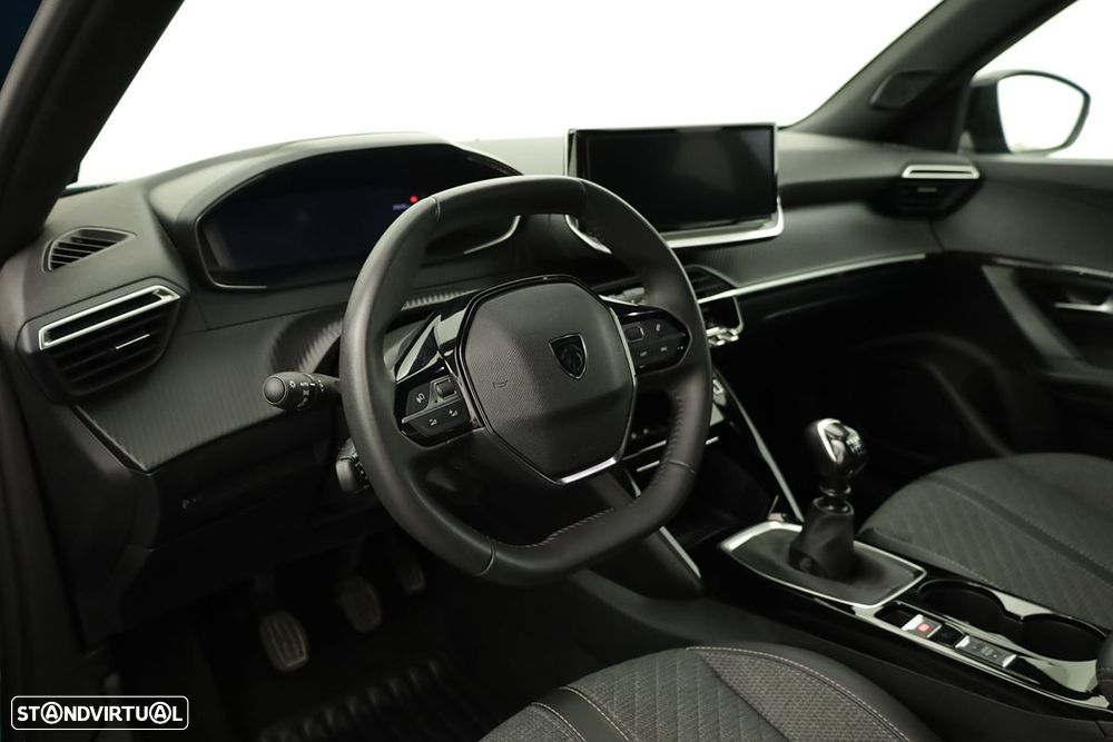 Peugeot 2008 1.2 PureTech Allure - 7
