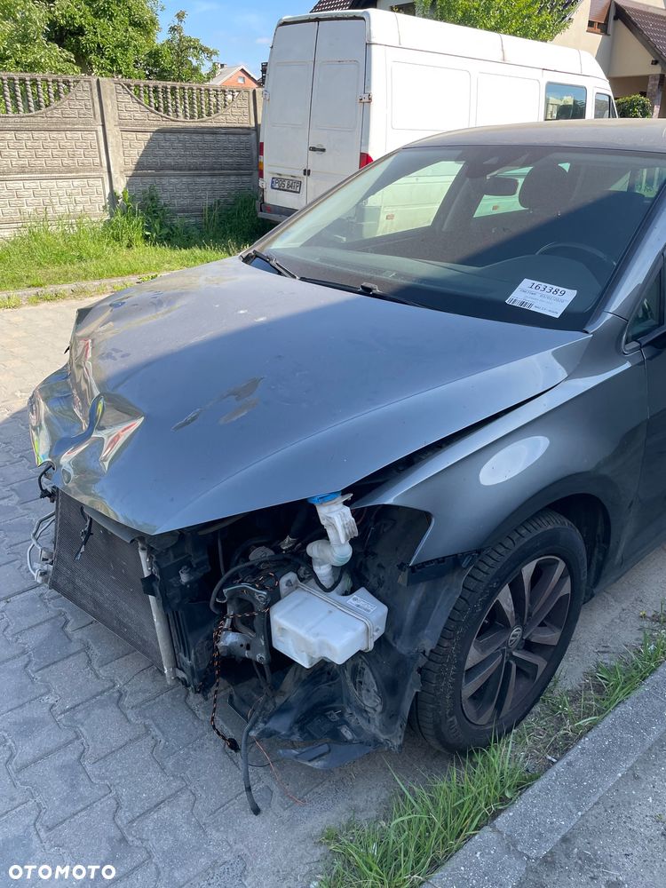 Volkswagen Golf 2.0 TDI SCR DSG IQ.DRIVE - 5