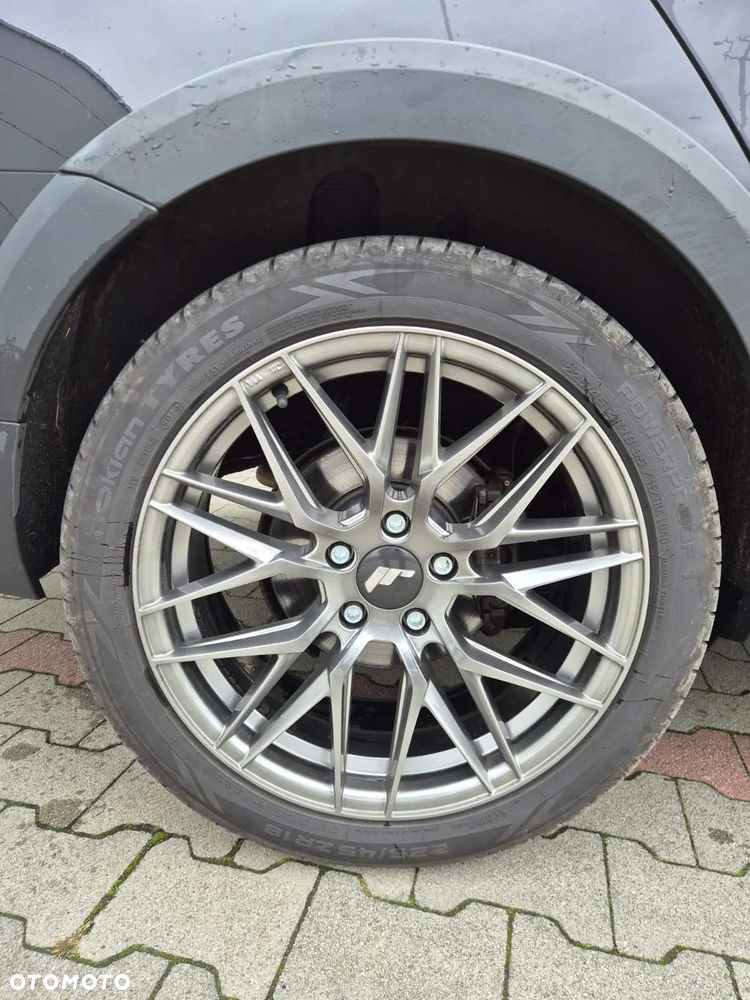 Volkswagen Golf 1.6 TDI BMT Highline - 14