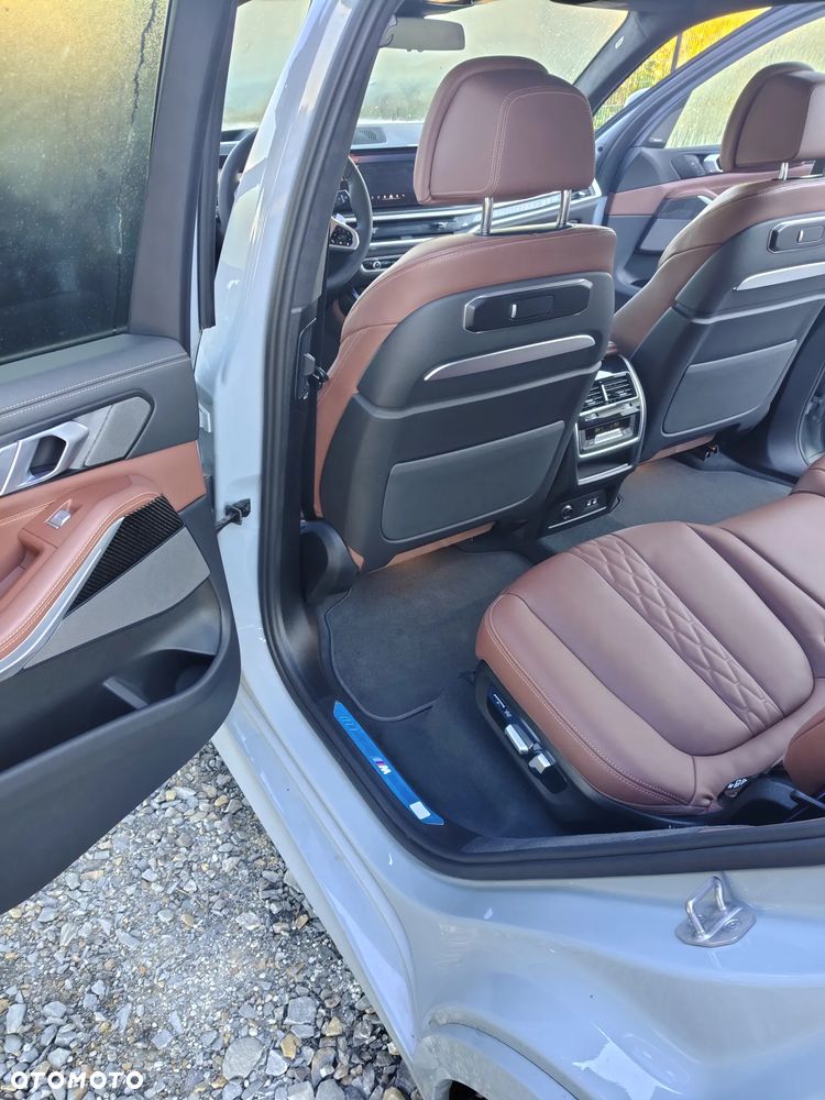 BMW X7 - 17