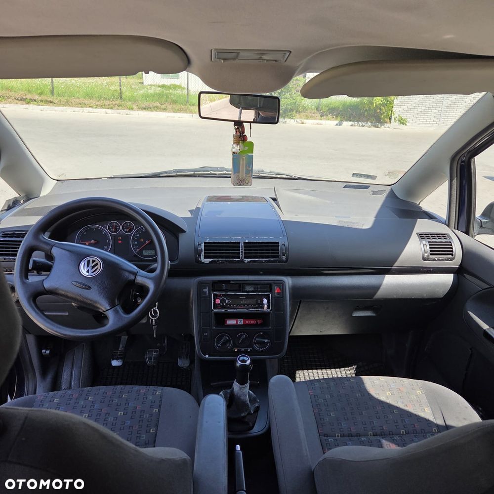 Volkswagen Sharan 1.9 TDI Basis - 11