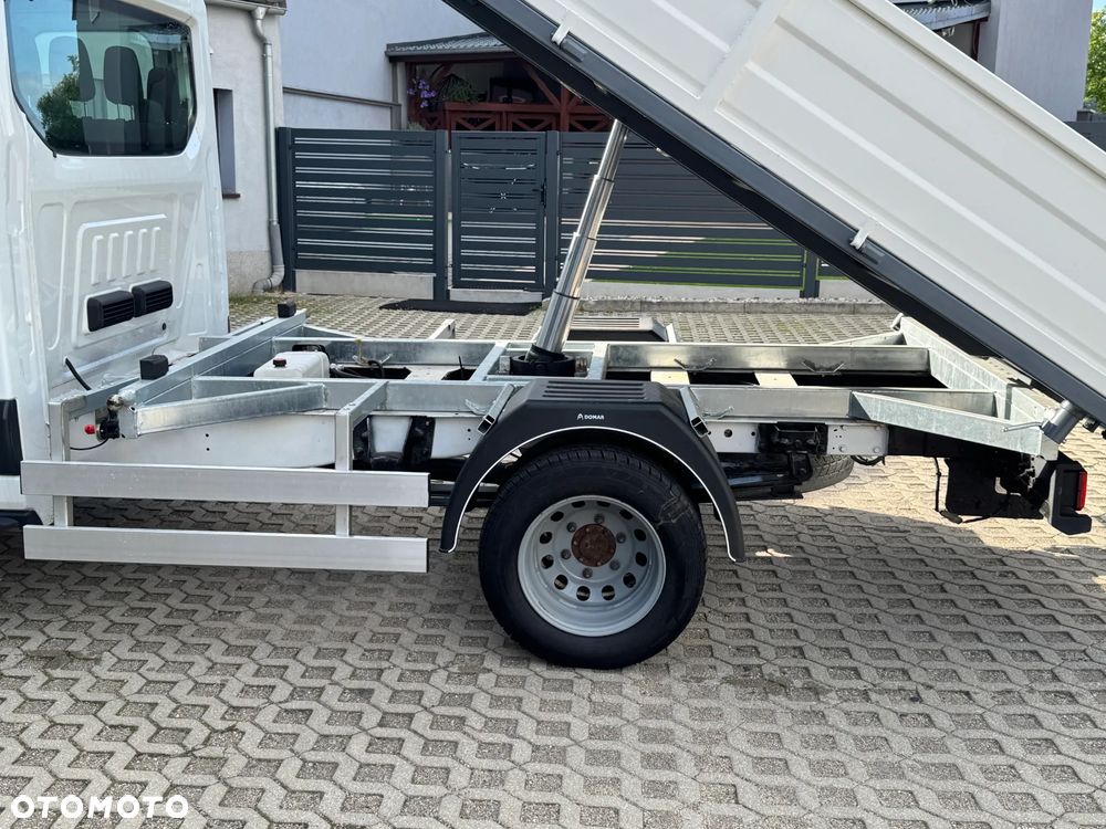 Ford Transit - 13