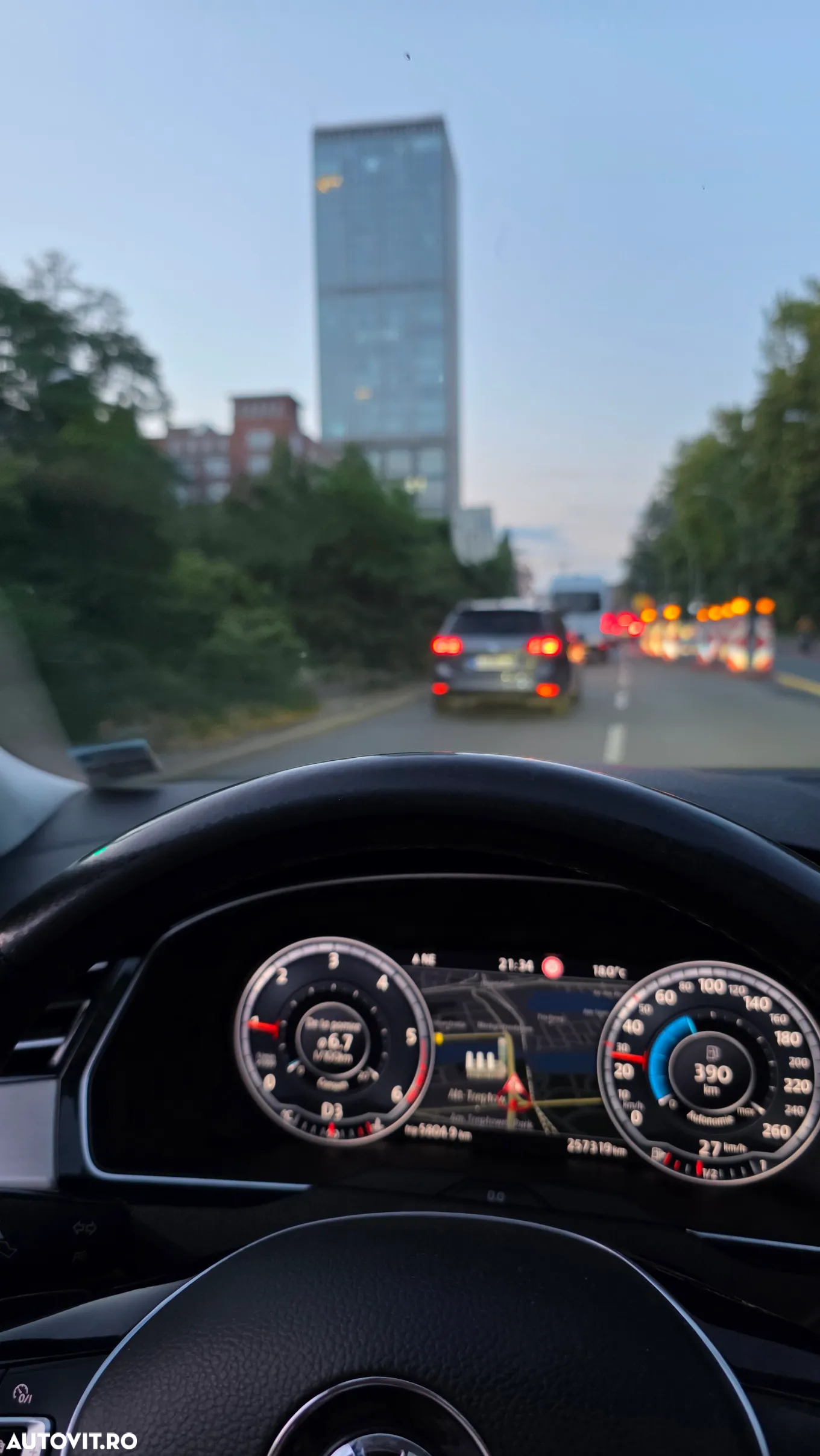 Volkswagen Passat - 27