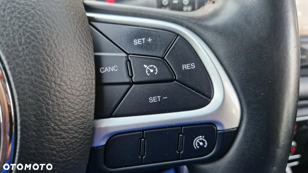 Jeep Compass 1.6 MultiJet Longitude - 17