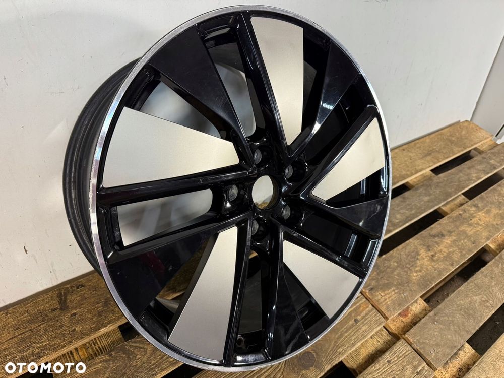 felga aluminiowa audi e-tron gt rs 4j3 21" 9.5 4j3601025j cala oryginalna - 3