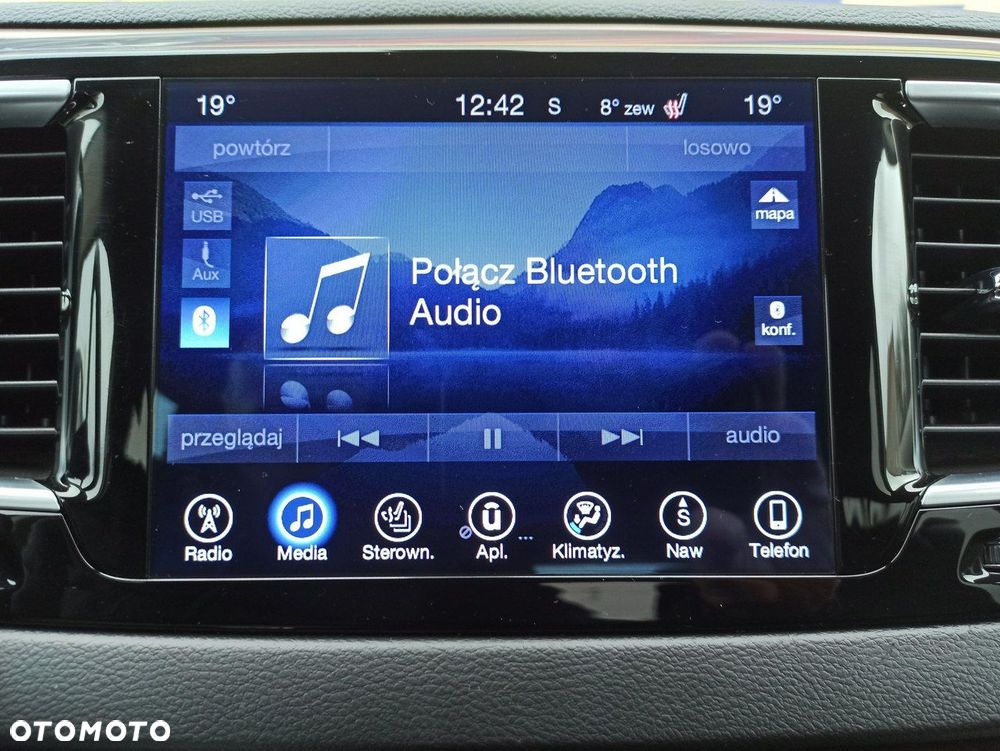 Chrysler Pacifica - 27