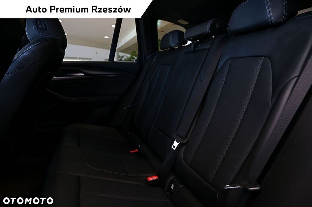 BMW X3 xDrive20i mHEV - 11