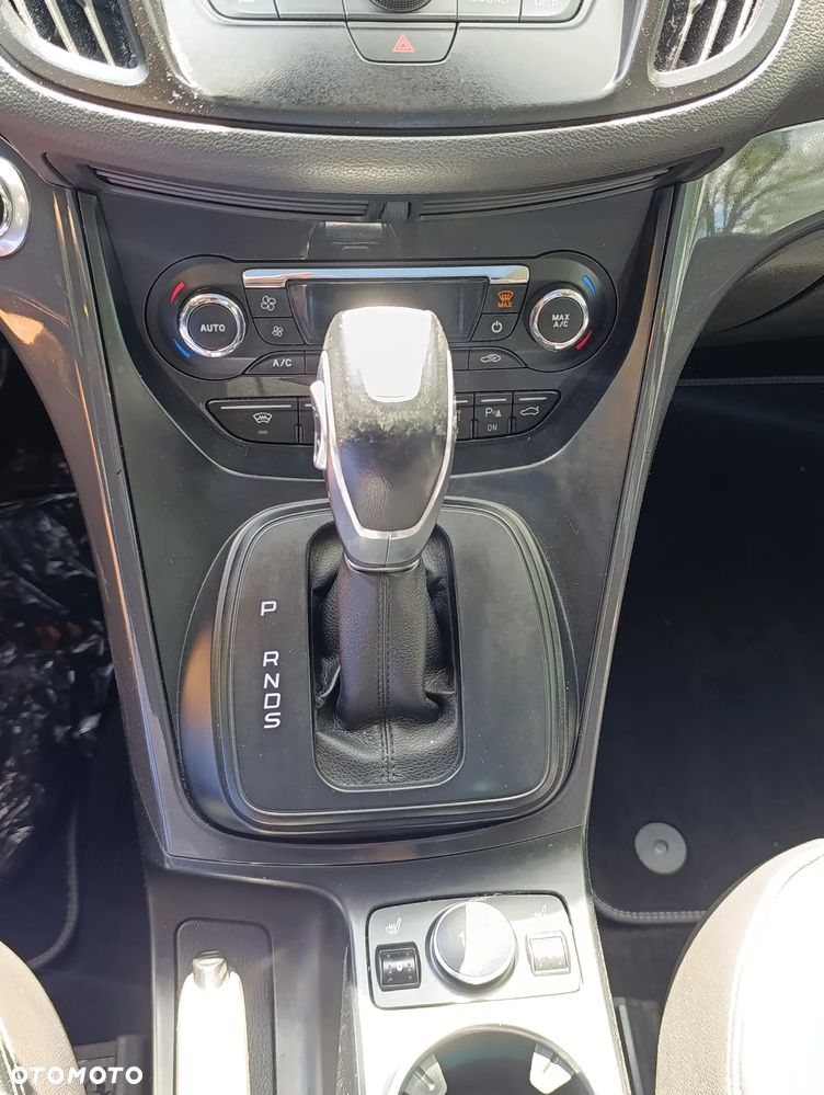 Ford Kuga 2.0 TDCi 4x4 Titanium - 13