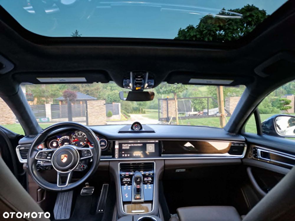 Porsche Panamera Turbo - 15