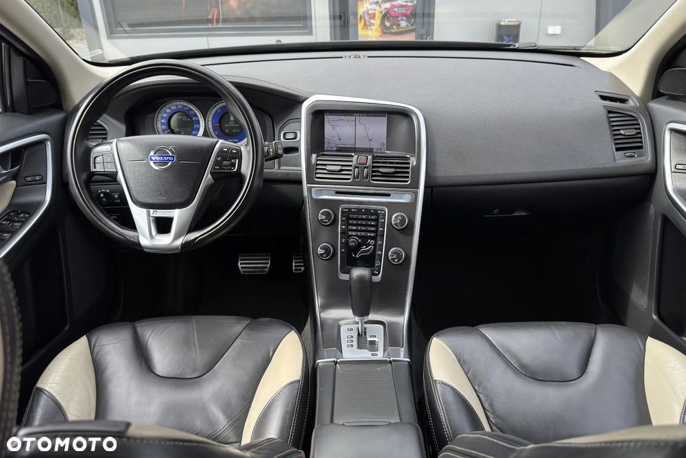 Volvo XC 60 D5 AWD RDesign - 28