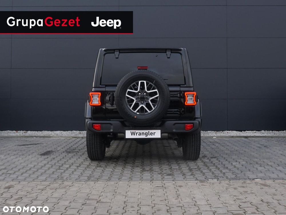 Jeep Wrangler - 9