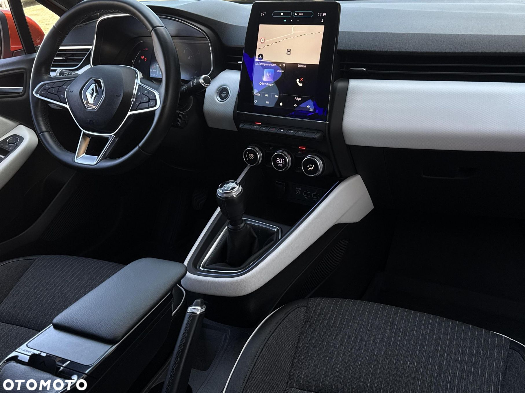 Renault Clio 1.0 TCe Intens - 10