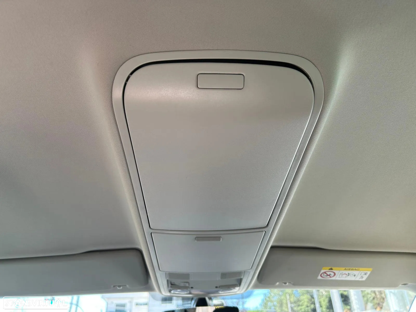 VW Sharan 2.0 TDI Confortline DSG - 31