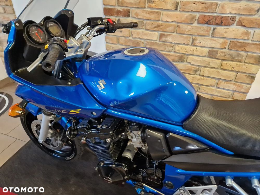 Suzuki Bandit - 23