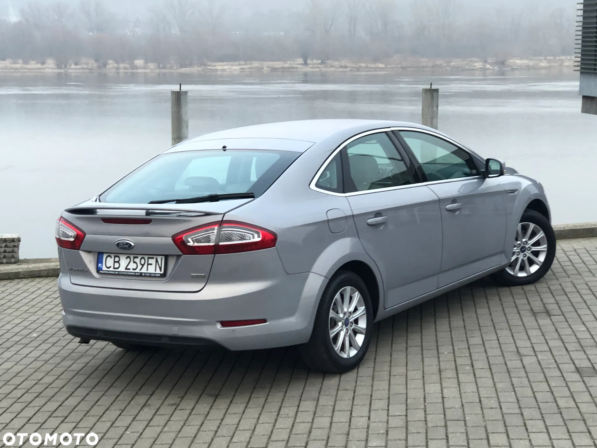 Ford Mondeo - 23