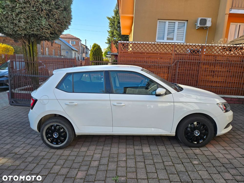 Skoda Fabia 1.0 Active - 8
