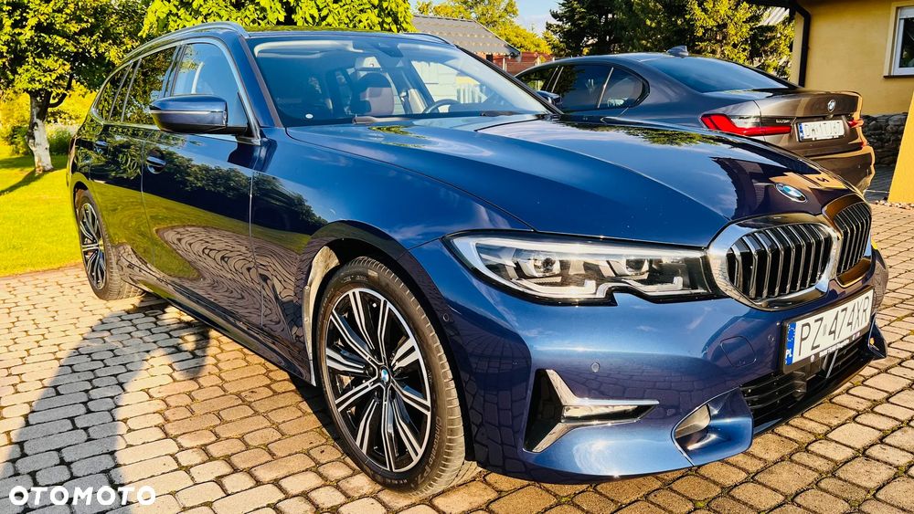 BMW Seria 3 320d xDrive Luxury Line sport - 13
