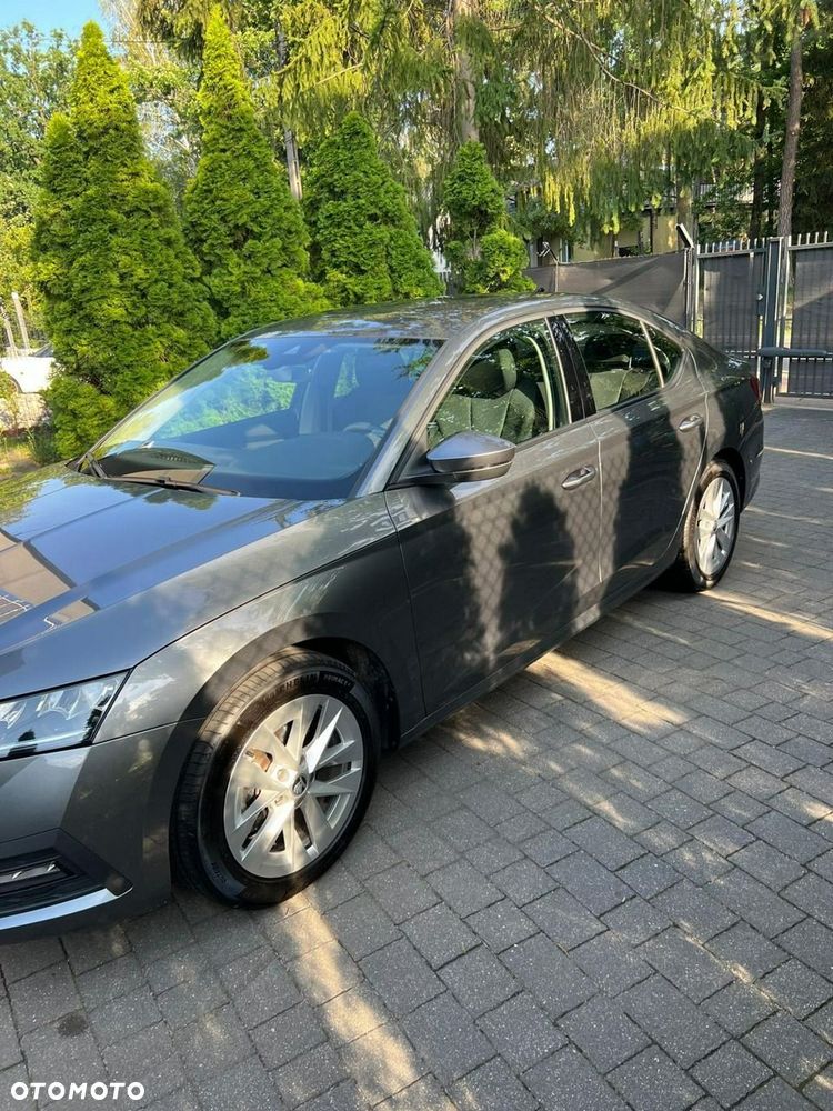 Skoda Octavia 2.0 TDI DSG Ambition - 9