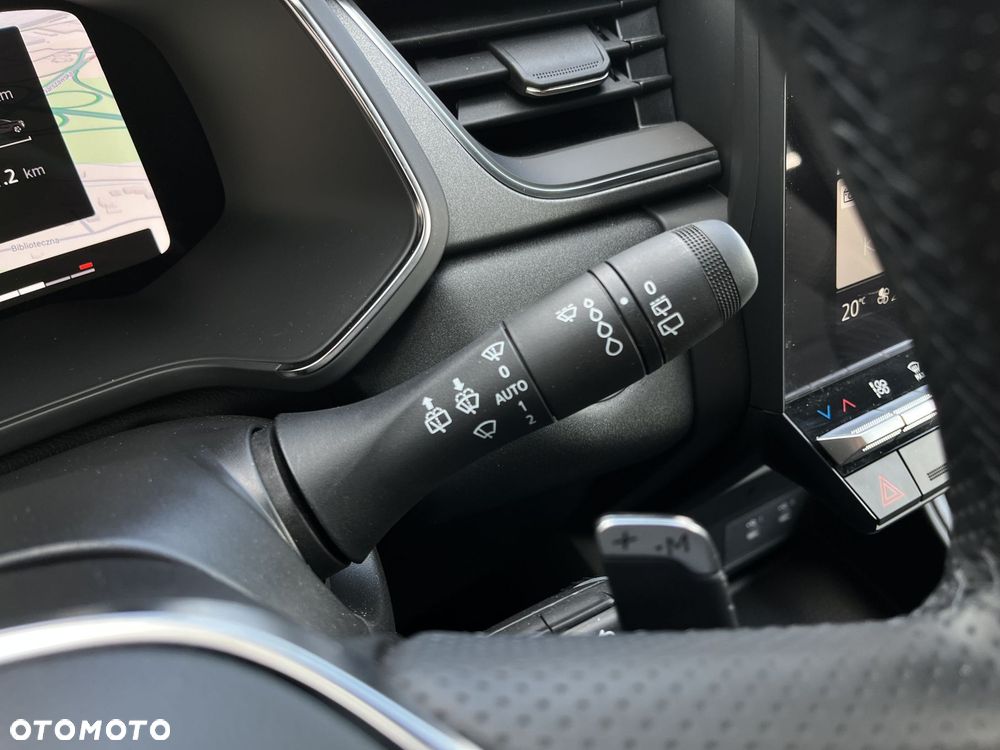 Renault Captur 1.3 TCe mHEV Techno EDC - 21