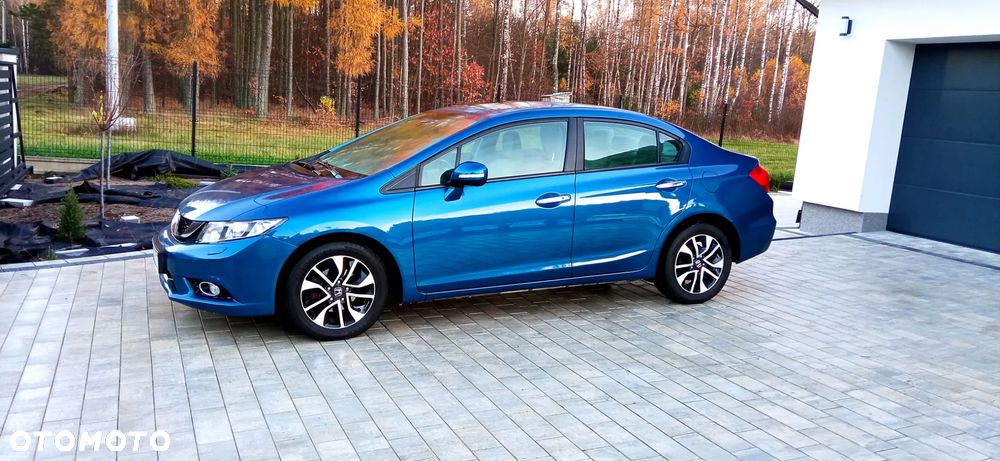 Honda Civic 1.8 Executive EU6 - 3