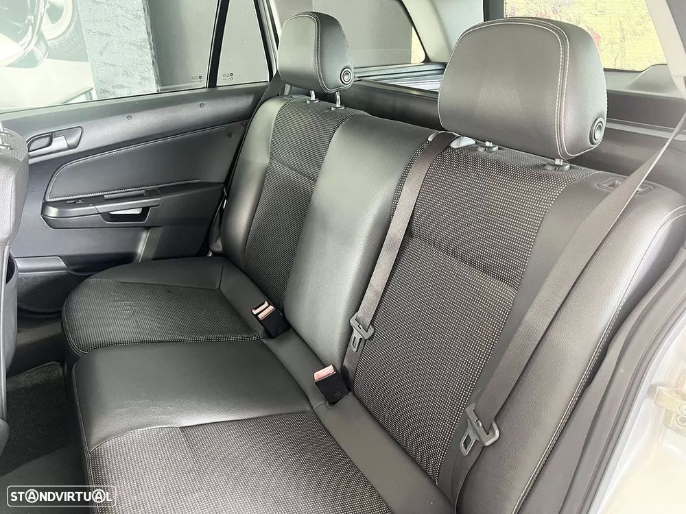 Opel Astra Caravan 1.7 CDTi Cosmo ecoFLEX - 19