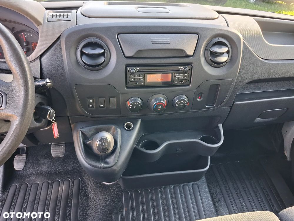 Renault Master - 11