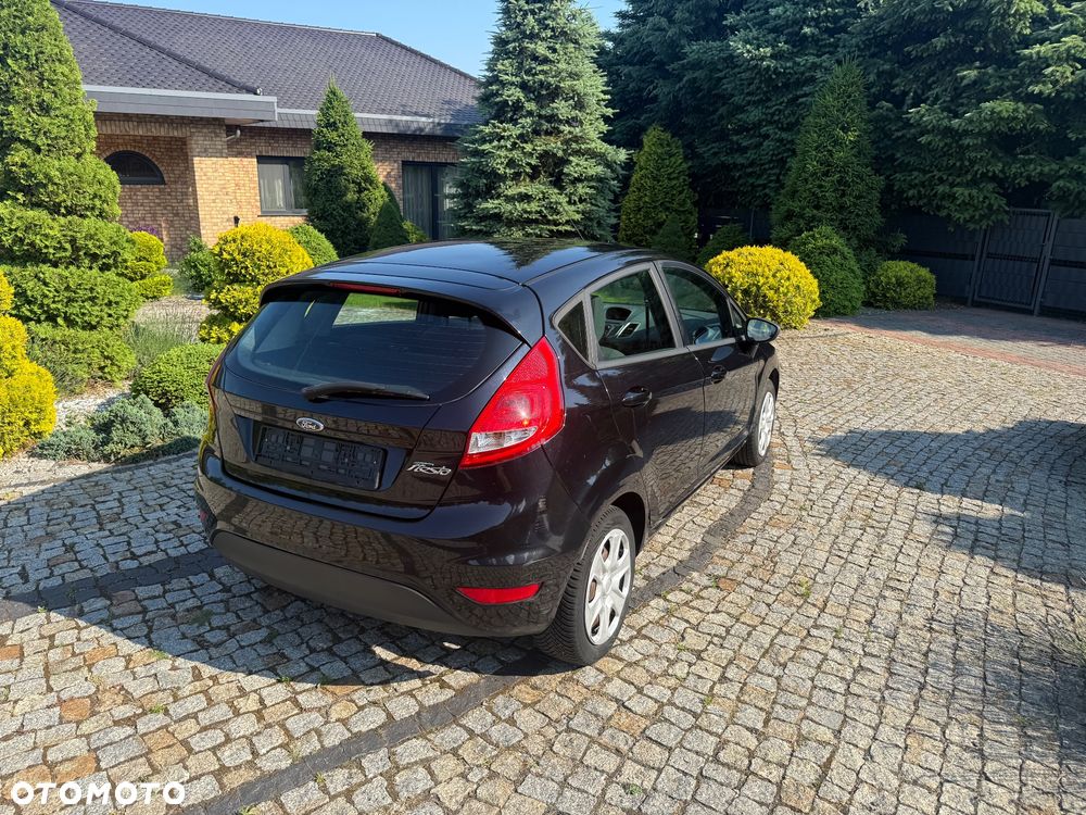 Ford Fiesta - 4