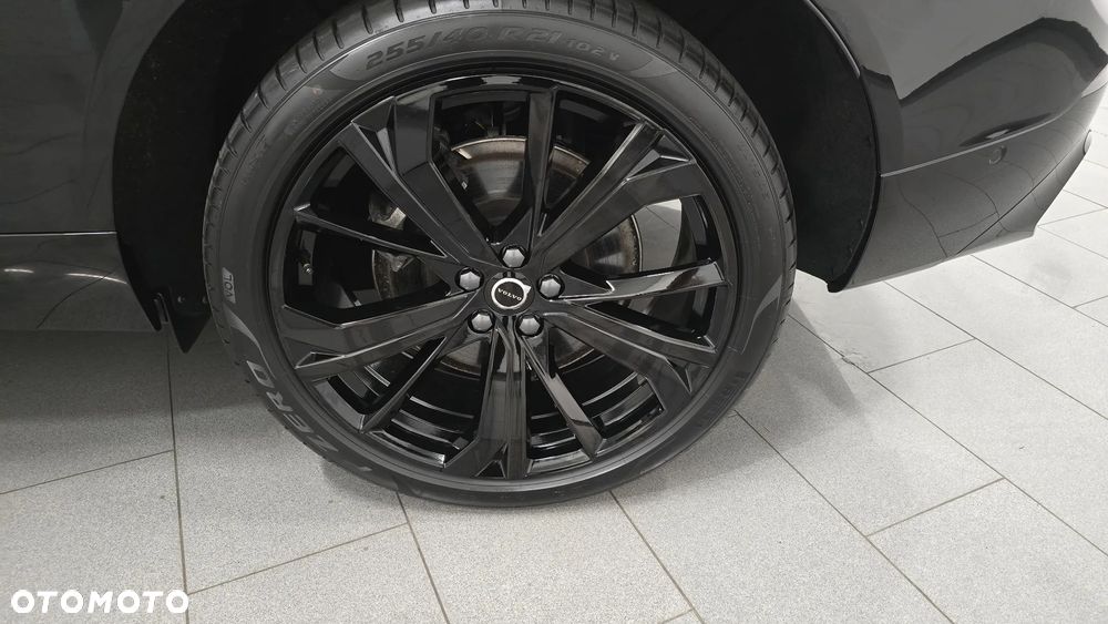Volvo XC 60 B5 B AWD Ultimate Black Edition - 14