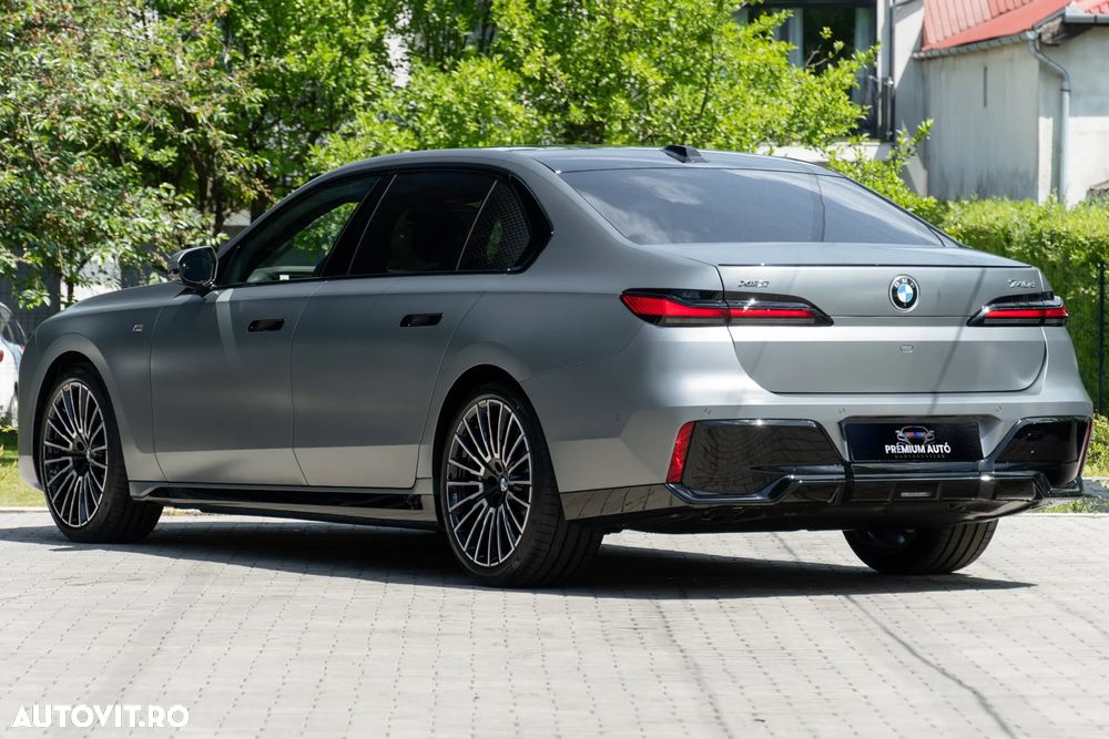 BMW Seria 7 740d xDrive MHEV - 6