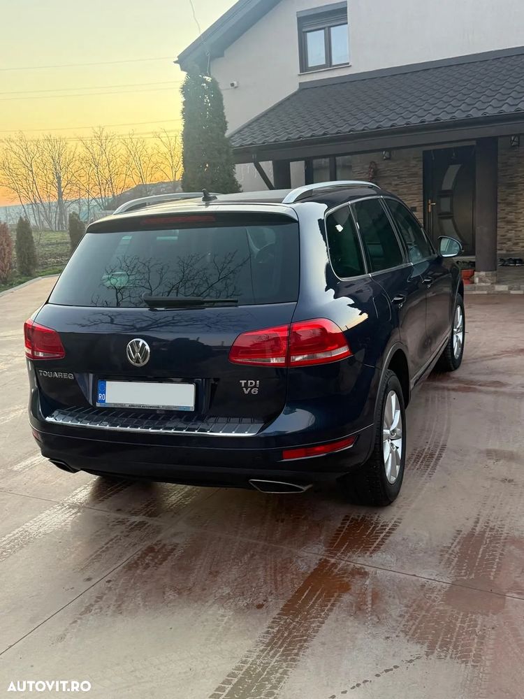 Volkswagen Touareg 3.0 V6 TDI BMT - 3